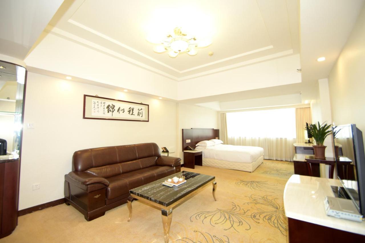 Overseas Chinese Friendship Hotel Guangzhou Luaran gambar